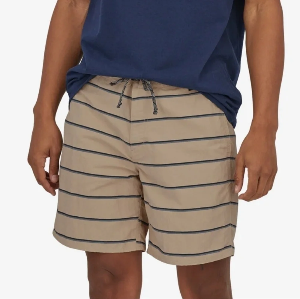 Patagonia Wavefarer Hybrid 18